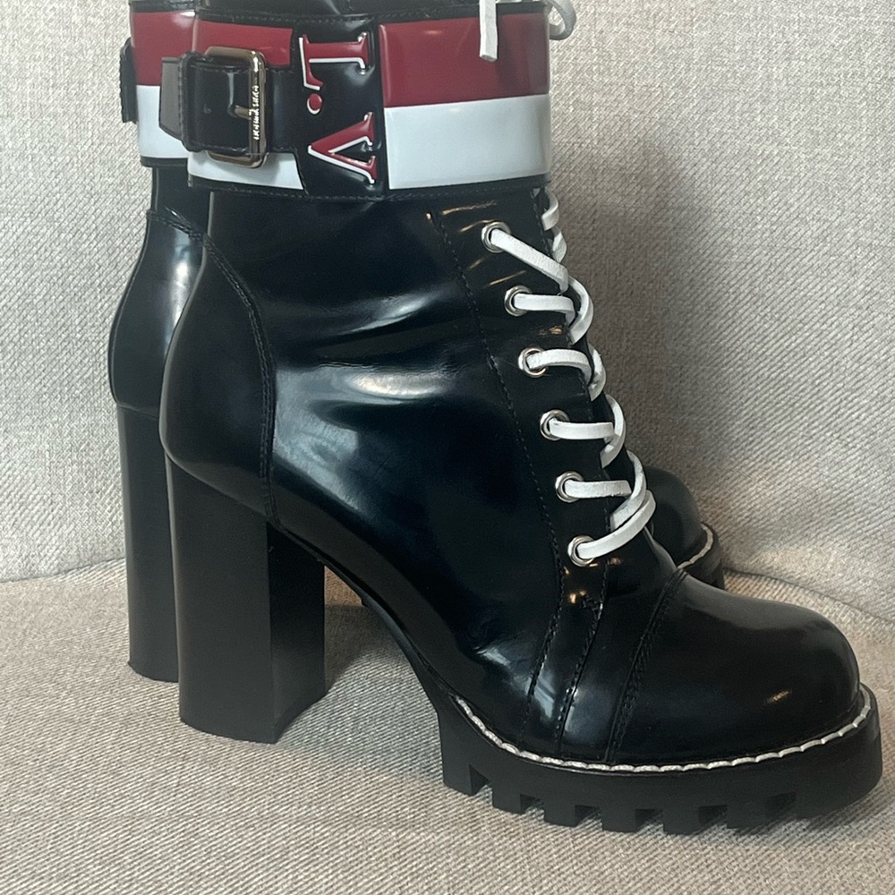 Louis Vuitton Star Trail Black Ankle Combat Boots
